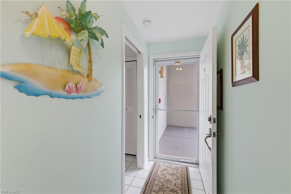 GOLFVIEW GOLF & RACQUET CLUB - Residential