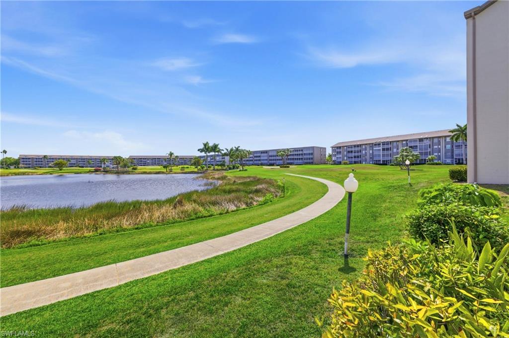 GOLFVIEW GOLF & RACQUET CLUB - Residential