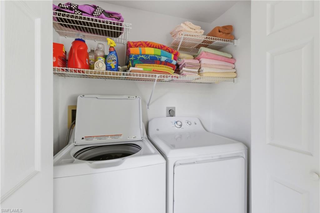 GOLFVIEW GOLF & RACQUET CLUB - Residential