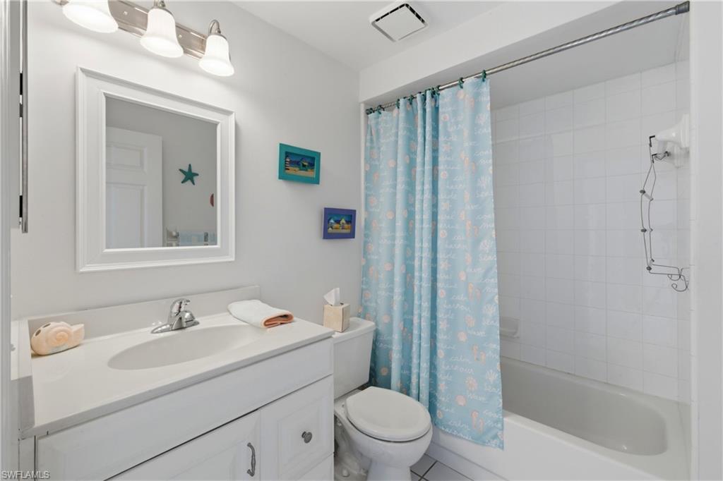 GOLFVIEW GOLF & RACQUET CLUB - Residential