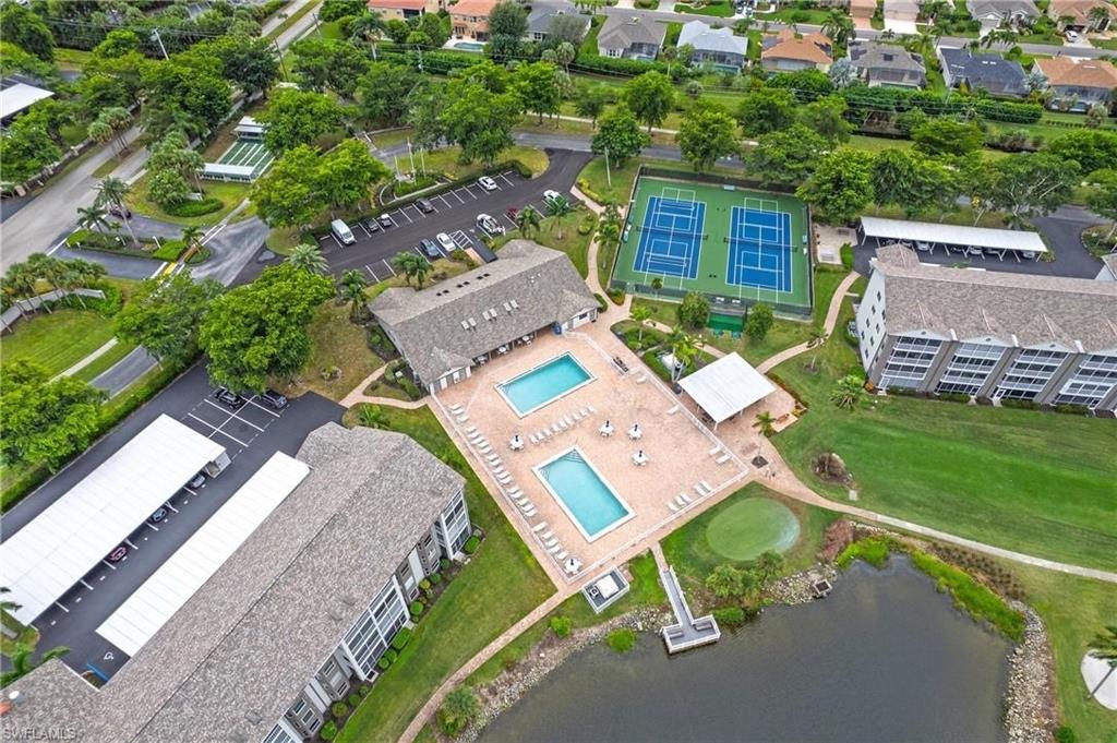 GOLFVIEW GOLF & RACQUET CLUB - Residential