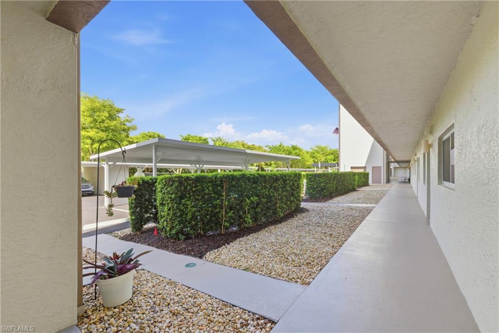 GOLFVIEW GOLF & RACQUET CLUB - Residential