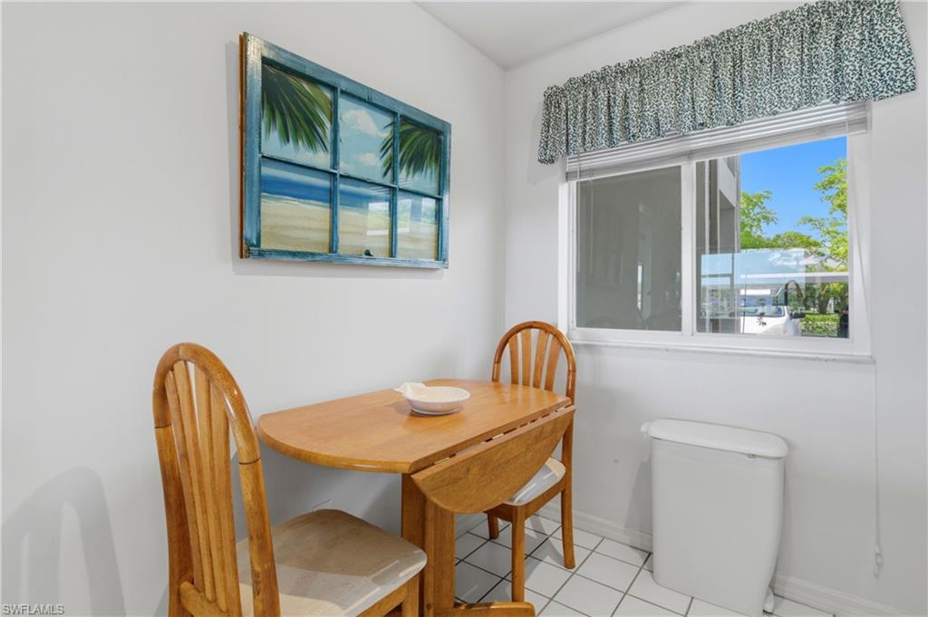 GOLFVIEW GOLF & RACQUET CLUB - Residential