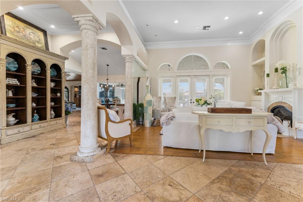 HERMITAGE - Residential