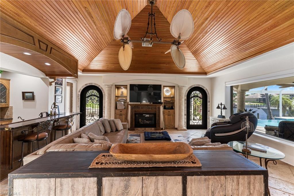 HERMITAGE - Residential