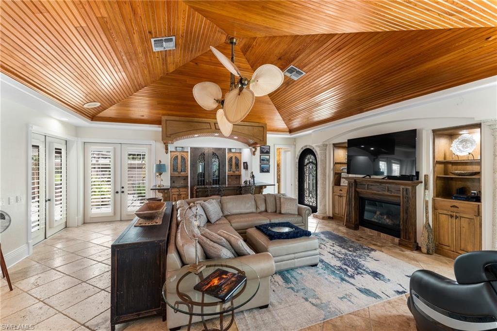 HERMITAGE - Residential