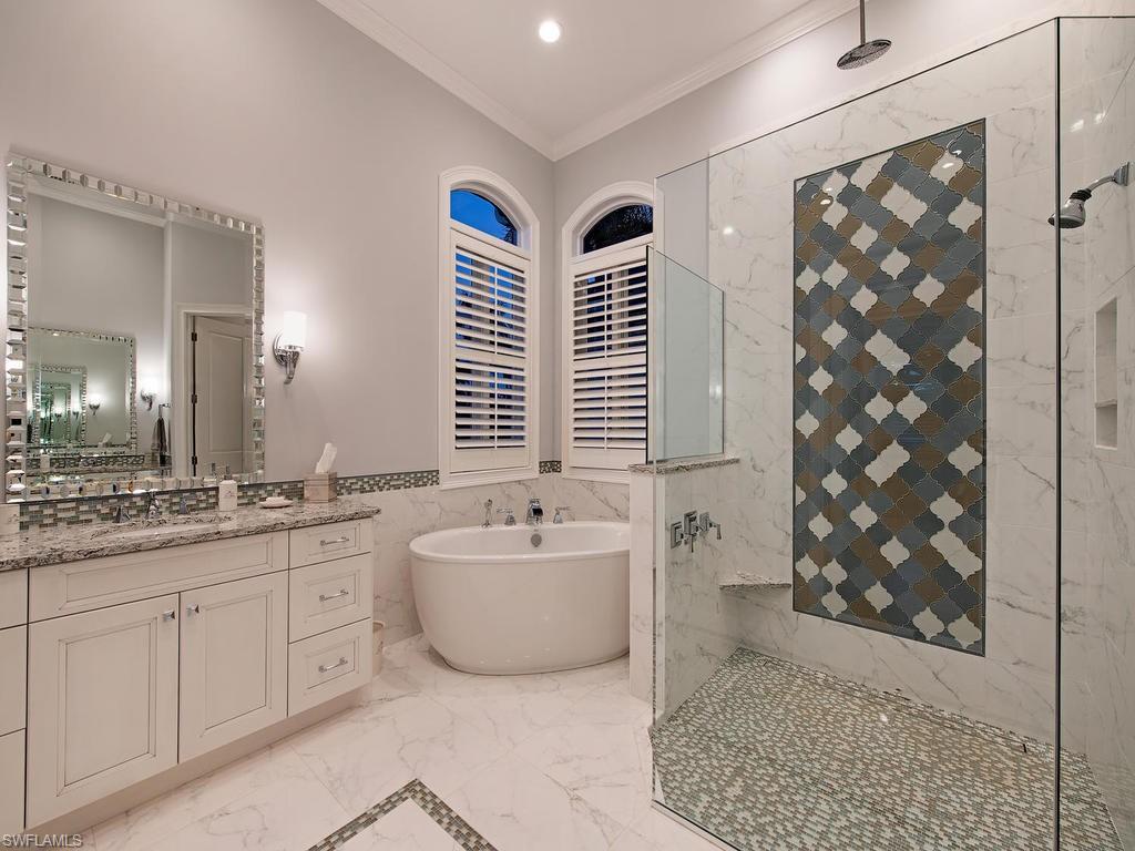 ROYAL HARBOR - Residential