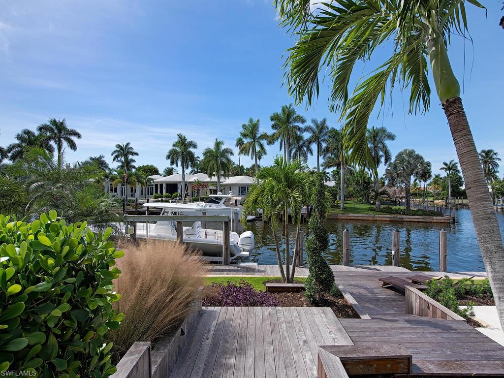 ROYAL HARBOR - Residential