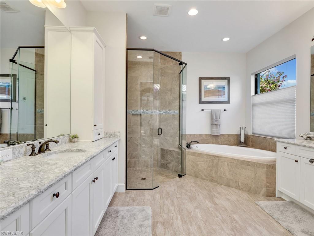 TWIN EAGLES - Residential