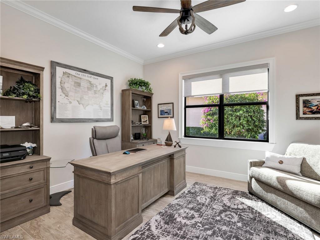 TWIN EAGLES - Residential