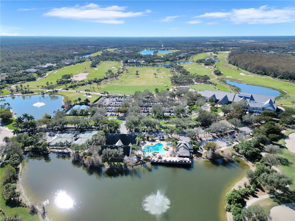 TWIN EAGLES - Residential