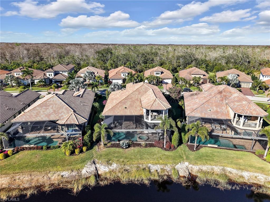 TWIN EAGLES - Residential