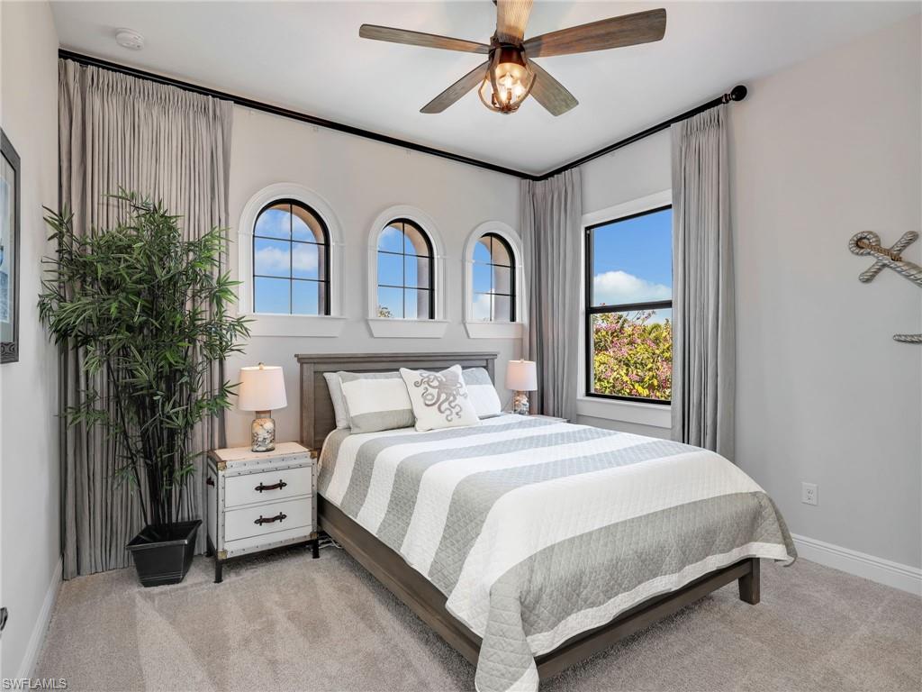 TWIN EAGLES - Residential