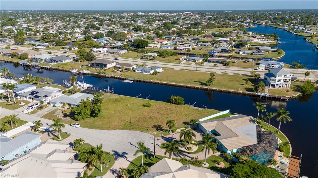 PORT CHARLOTTE - Land