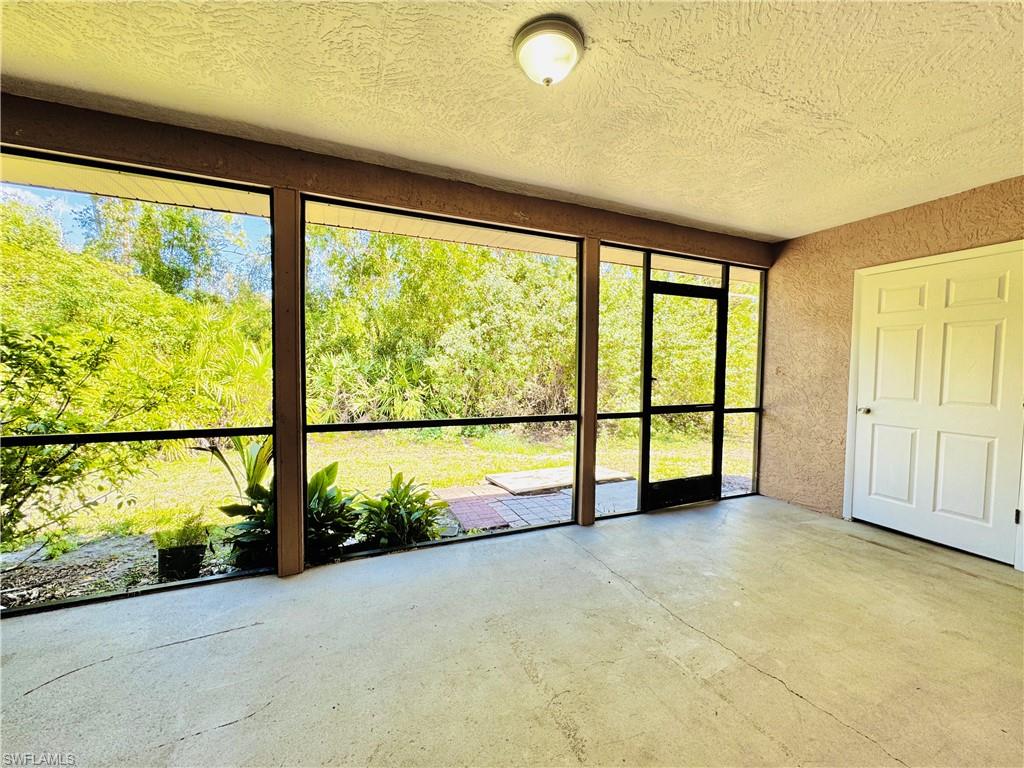 SAN CARLOS PARK - Residential Lease