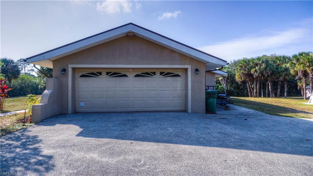 GOLDEN GATE ESTATES - Residential