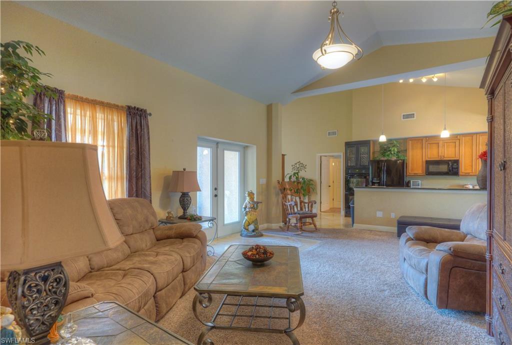 GOLDEN GATE ESTATES - Residential