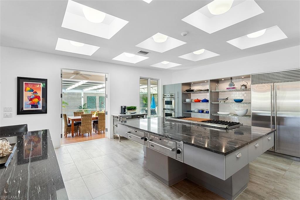 AQUALANE SHORES - Residential