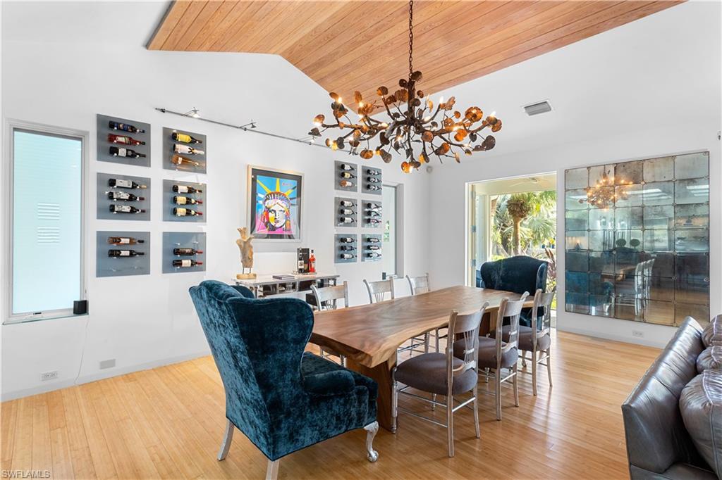 AQUALANE SHORES - Residential