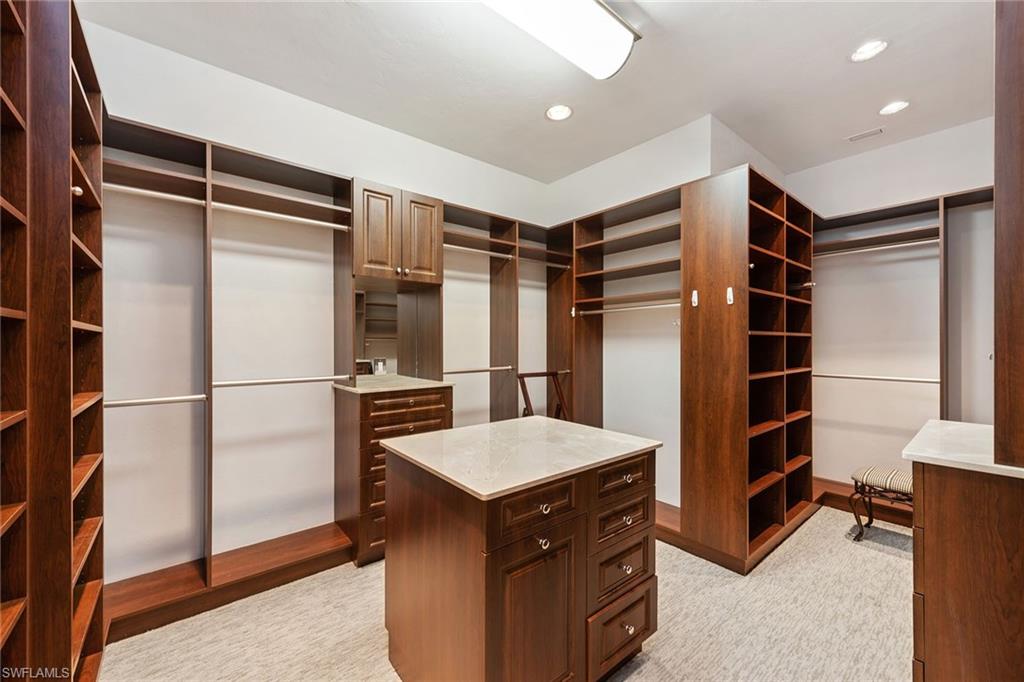 BAY COLONY SHORES - Residential