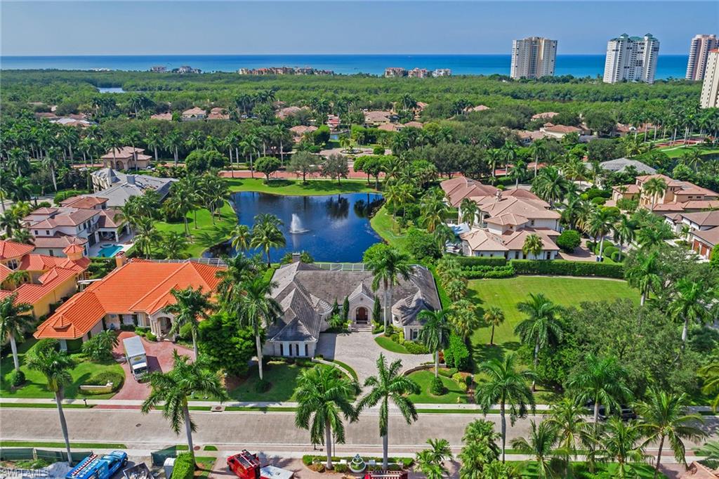 BAY COLONY SHORES - Residential