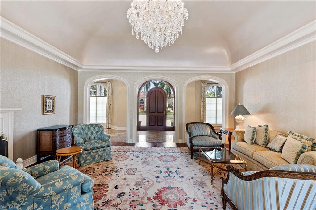 BAY COLONY SHORES - Residential