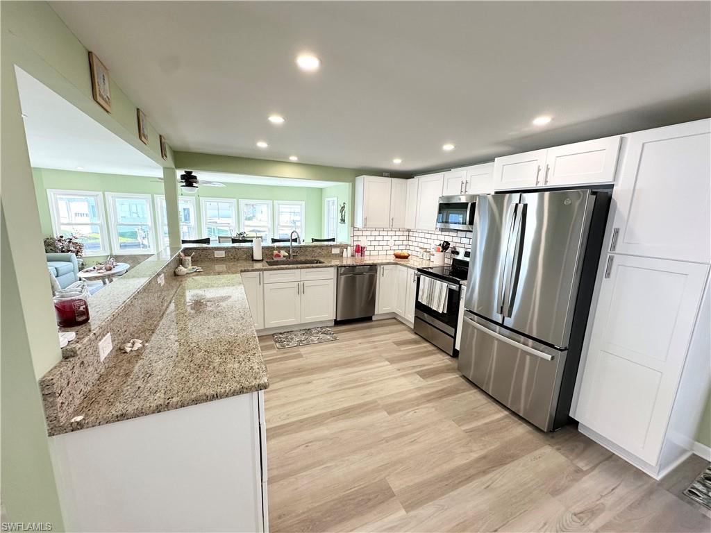 BAYSIDE ESTATES - Residential