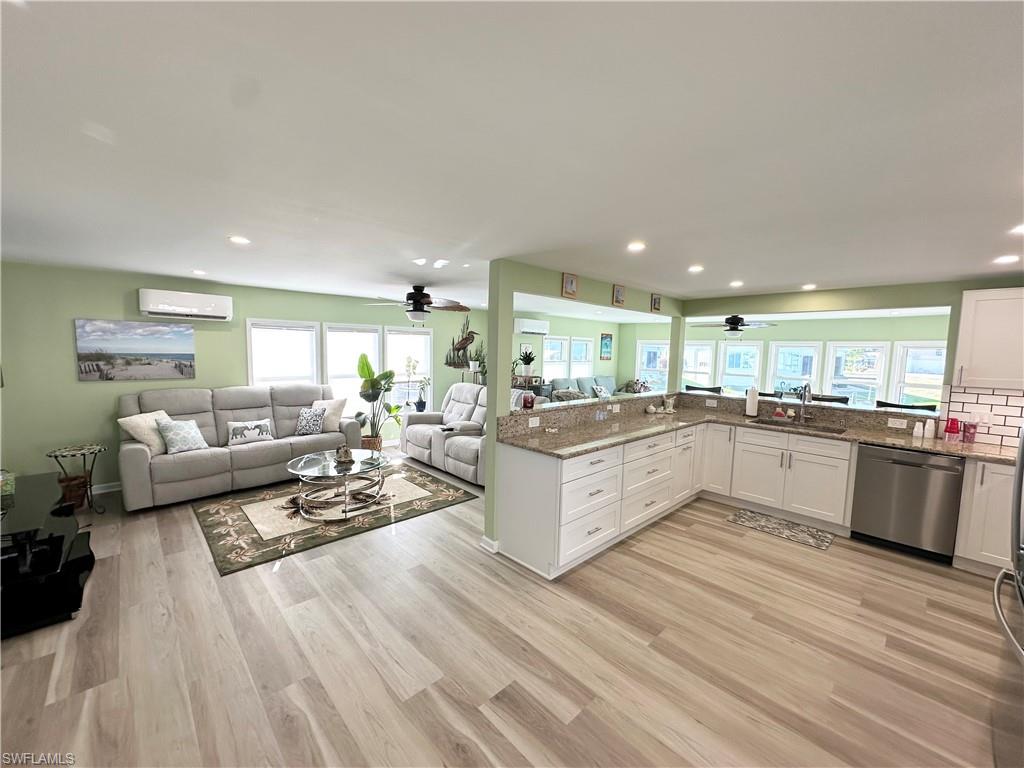 BAYSIDE ESTATES - Residential