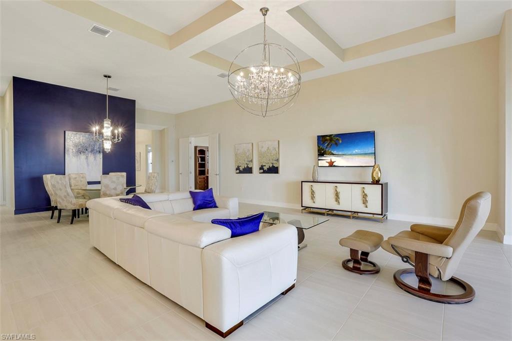 WINDING CYPRESS - Residential