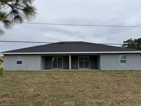 A home in LEHIGH ACRES