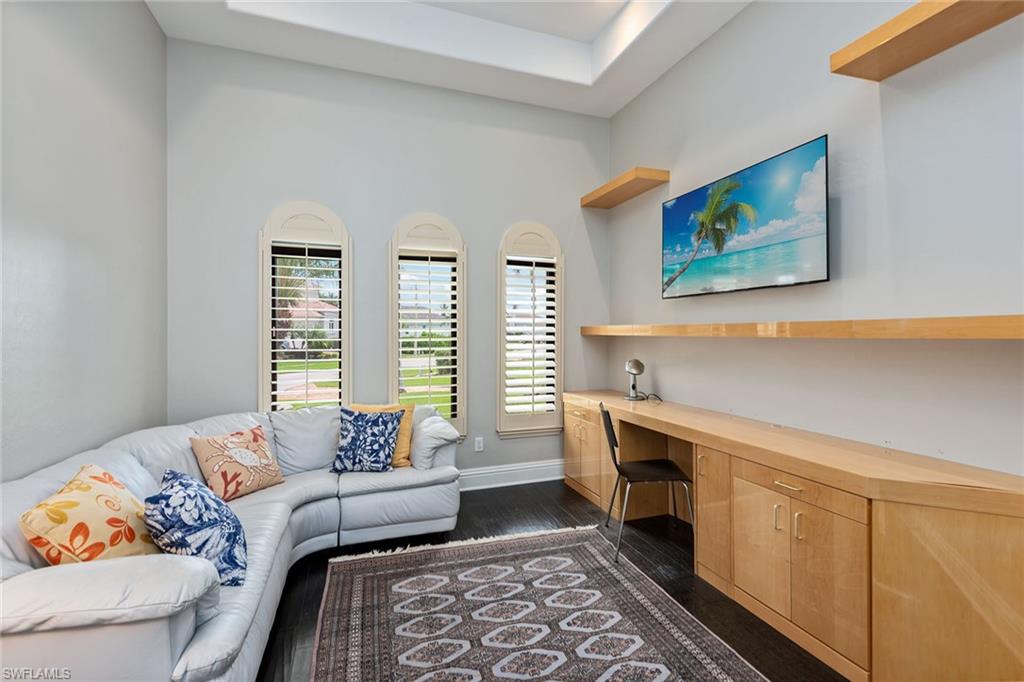 MARCO ISLAND - Residential