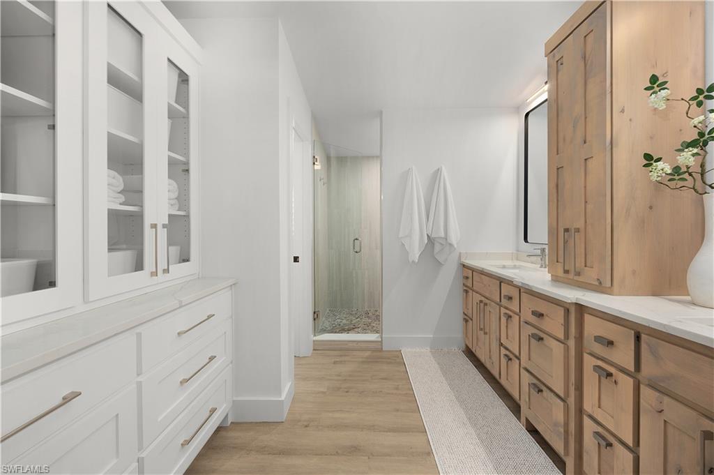 BAYSIDE ESTATES - Residential