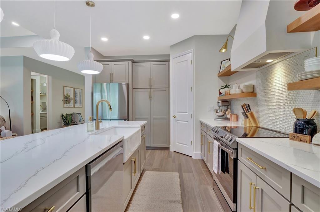 STONEBRIDGE SOUTH - Residential