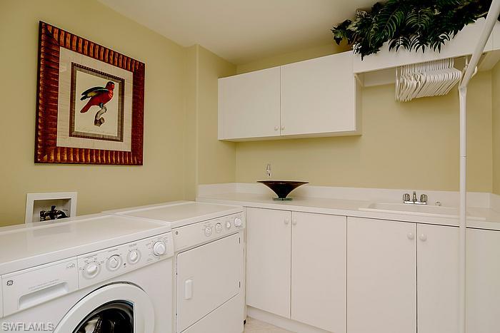 VENTANAS AT TIBURON - Residential