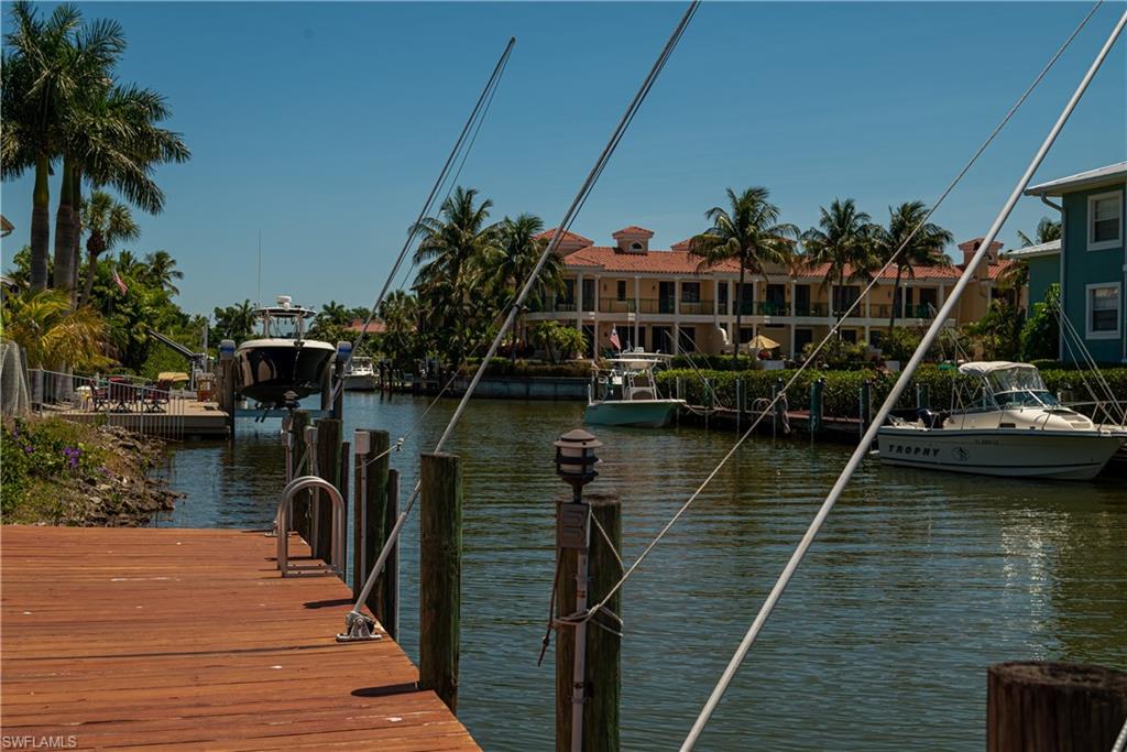 GOLDEN SHORES - Residential