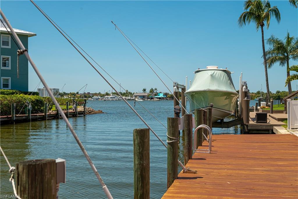 GOLDEN SHORES - Residential