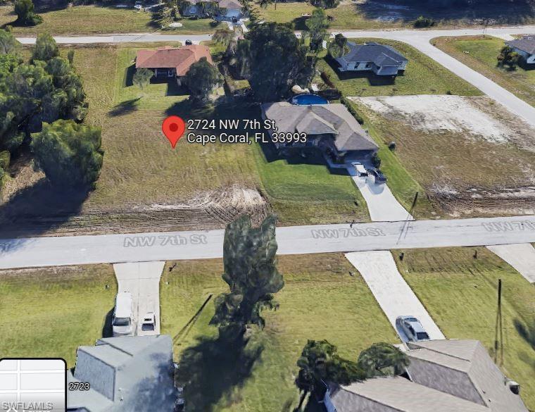 CAPE CORAL - Land