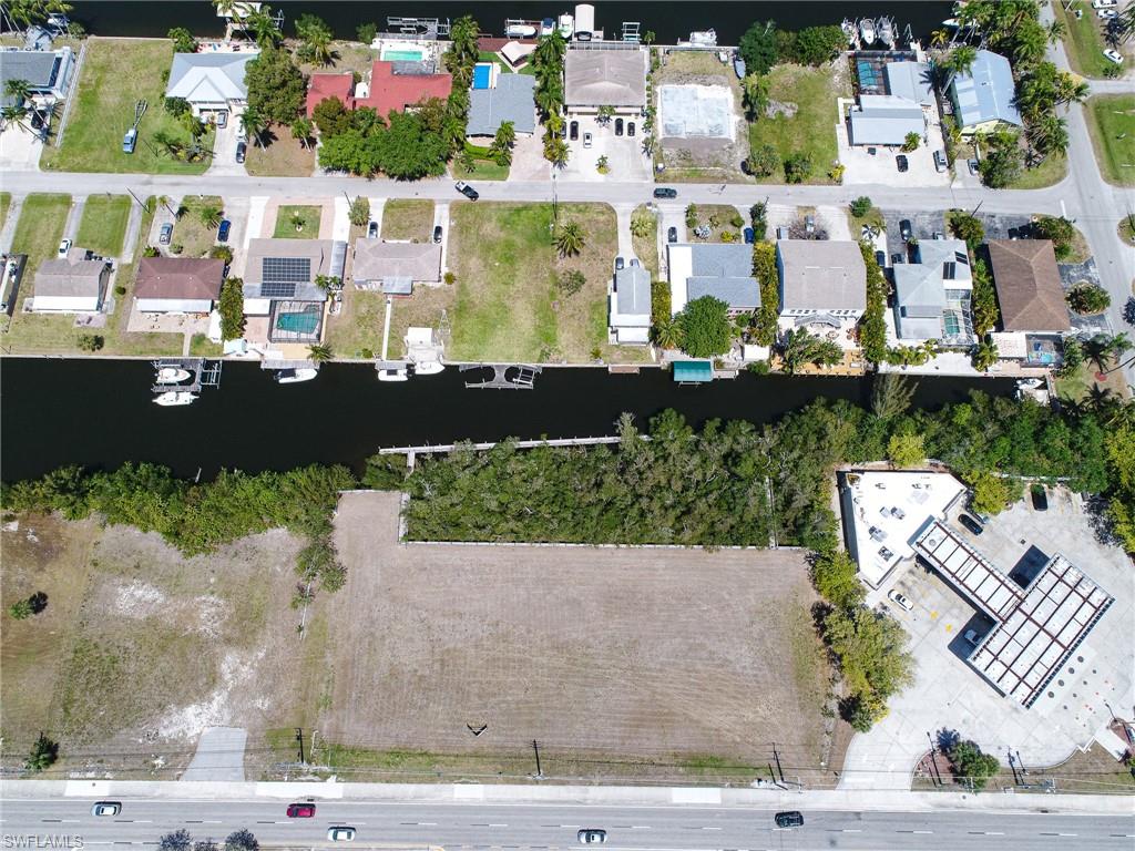 BONITA BEACH - Commercial Sale