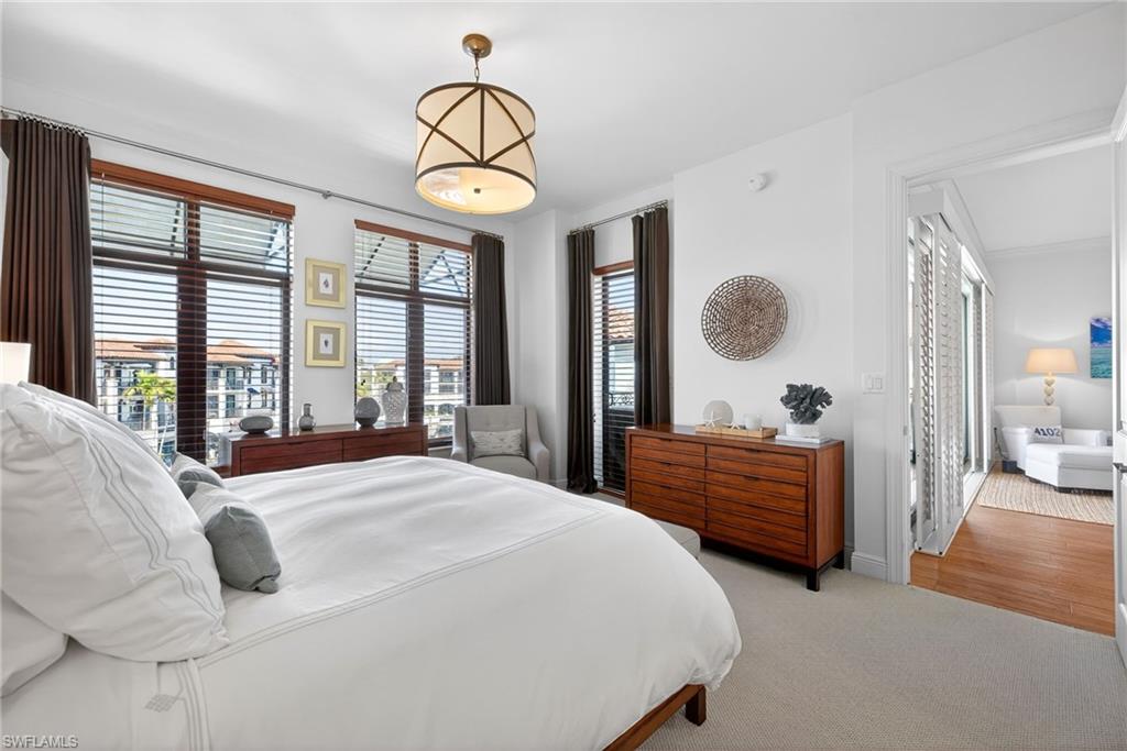 NAPLES BAY RESORT - Residential