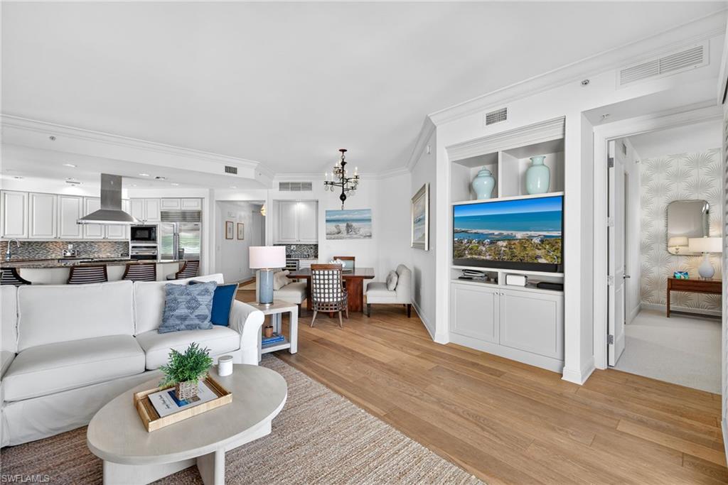 NAPLES BAY RESORT - Residential