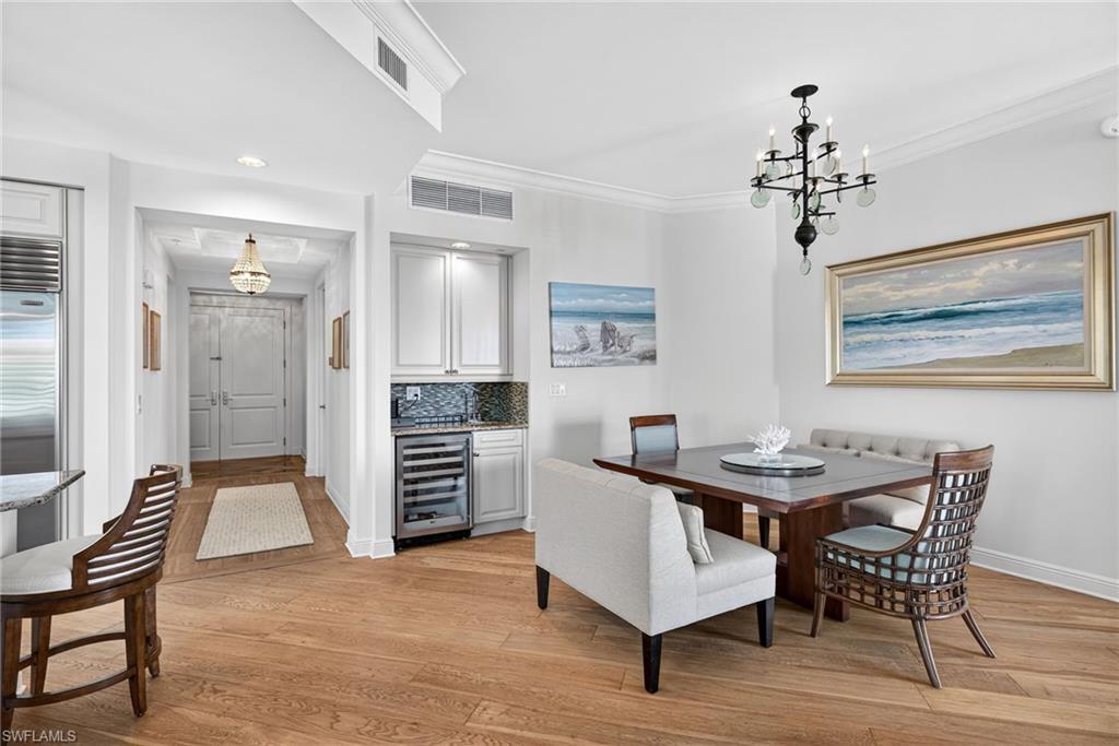 NAPLES BAY RESORT - Residential