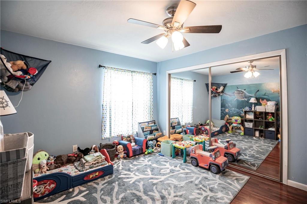 COUNTRY CLUB ESTATES - Residential