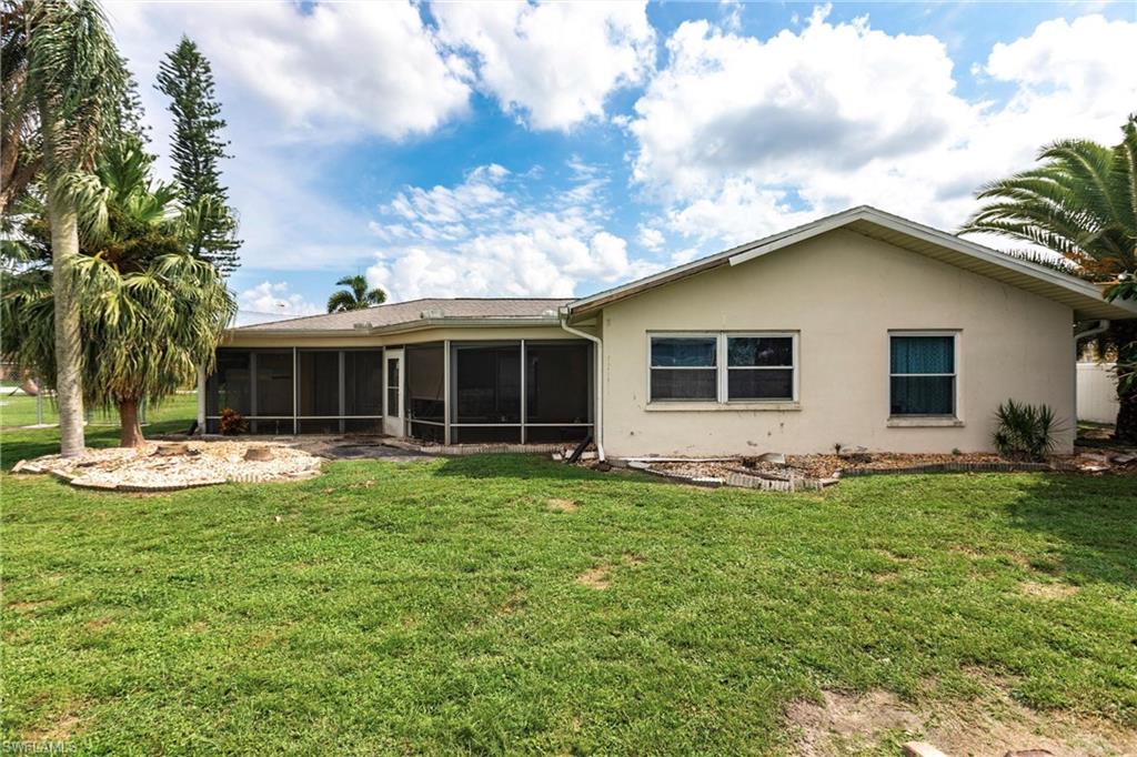 COUNTRY CLUB ESTATES - Residential