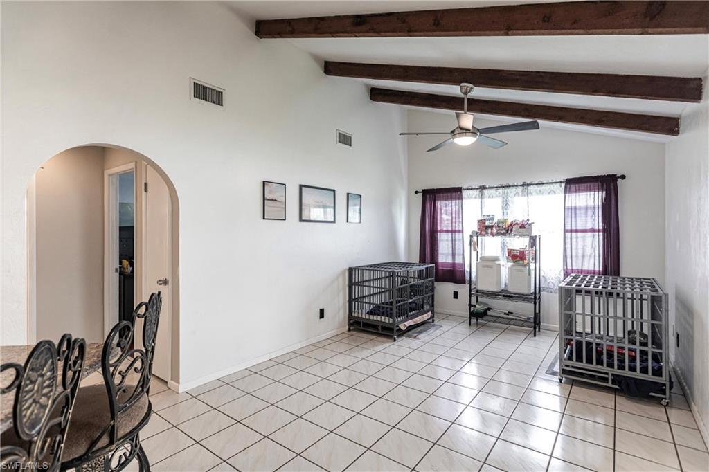 COUNTRY CLUB ESTATES - Residential