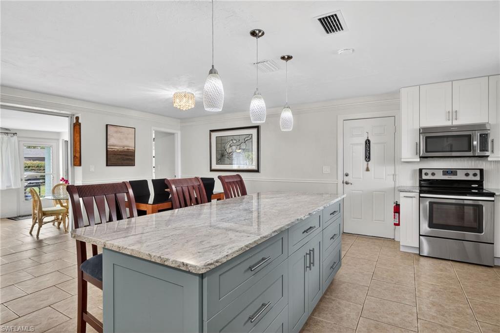 708 El Dorado PKWY E