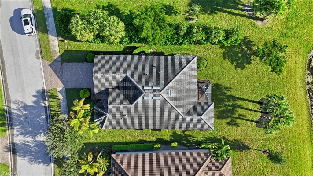 HAMPTON LAKES - Residential