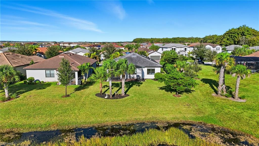 HAMPTON LAKES - Residential