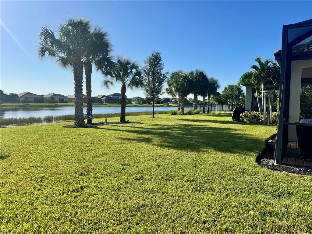 HAMPTON LAKES - Residential