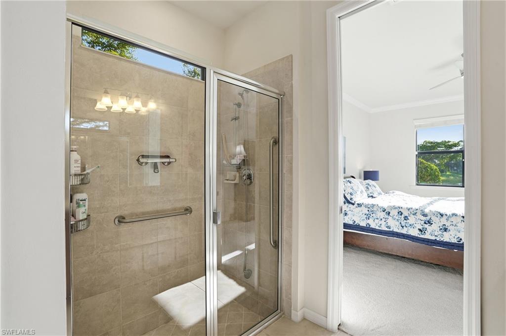 HAMPTON LAKES - Residential