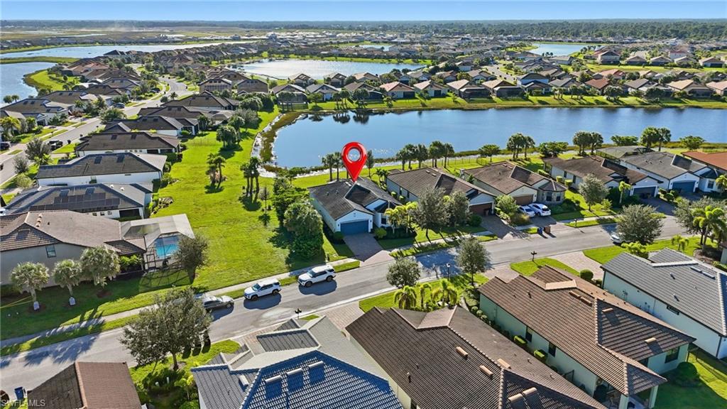 HAMPTON LAKES - Residential